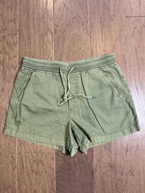 Gap Women's Olive Green Drawstring Soft Casual Shorts